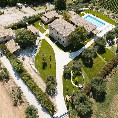 Nike Country Retreat - 7 *