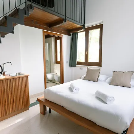 Nike Country Retreat - 7 *